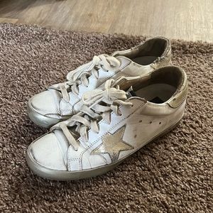 Golden Goose Sneakers